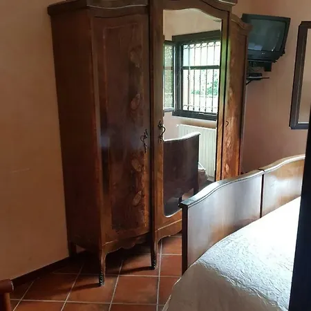 San Luca Villa *